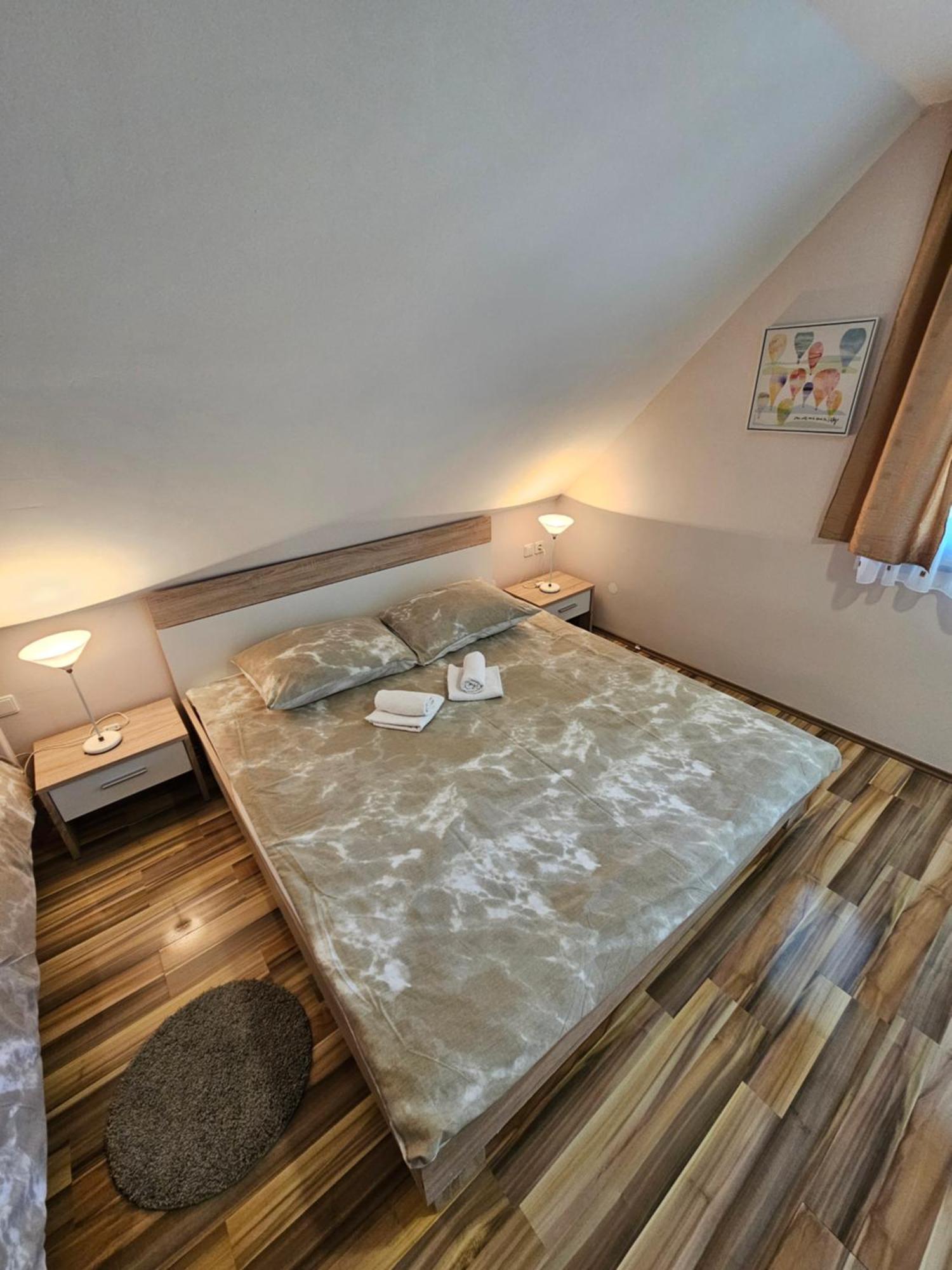 Apartments Luka Rakovica Ngoại thất bức ảnh